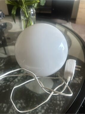 Round White Plug-In Vitamin D Light